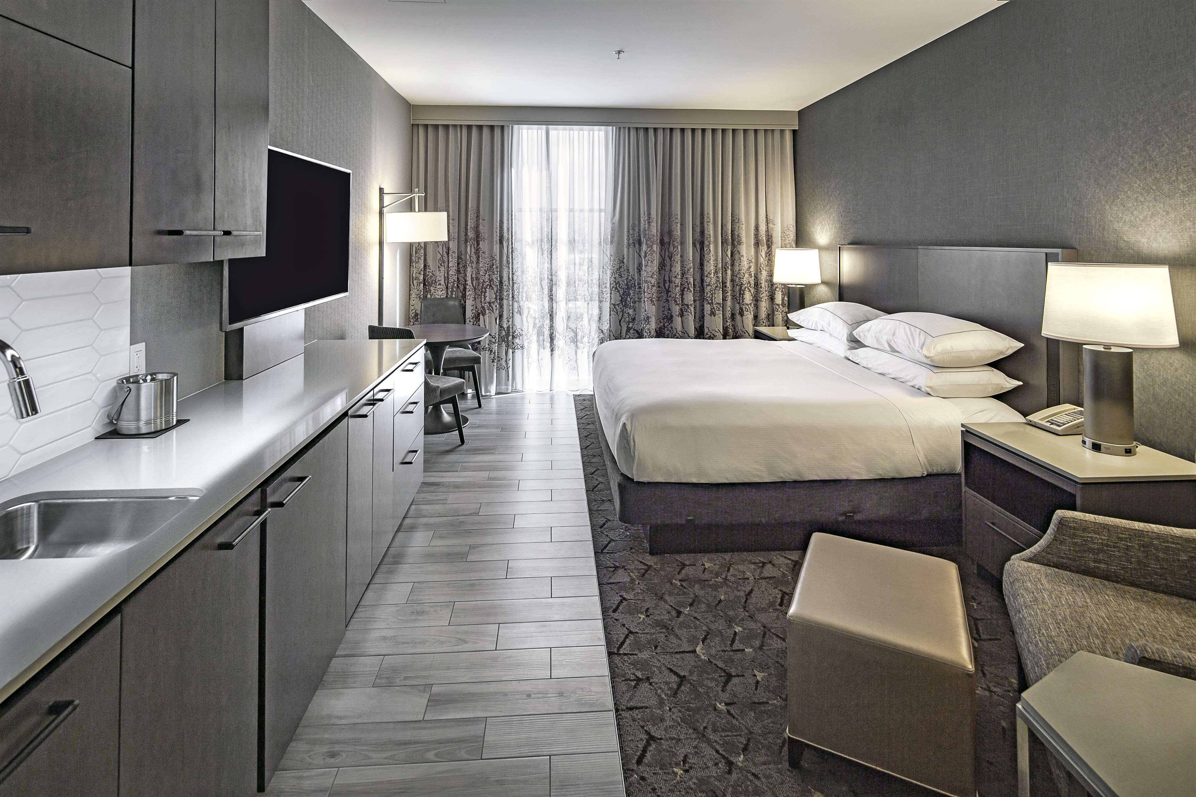 Doubletree By Hilton Modesto Hotel Luaran gambar